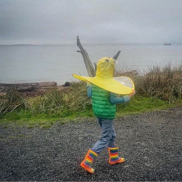 Rainy Ducky Umbrella Hat - Picture 2 of 3